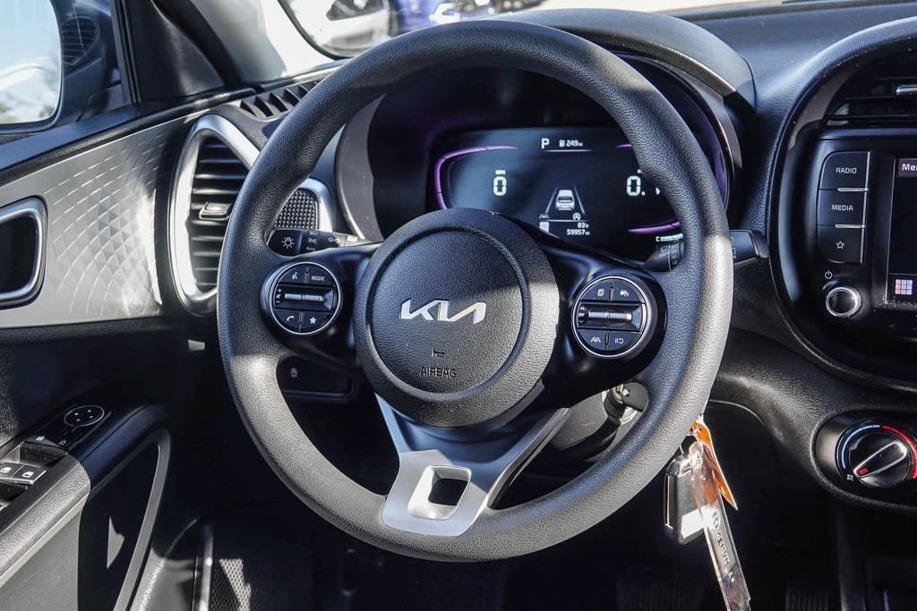 Thumbnail: 2023 Kia Soul - 7