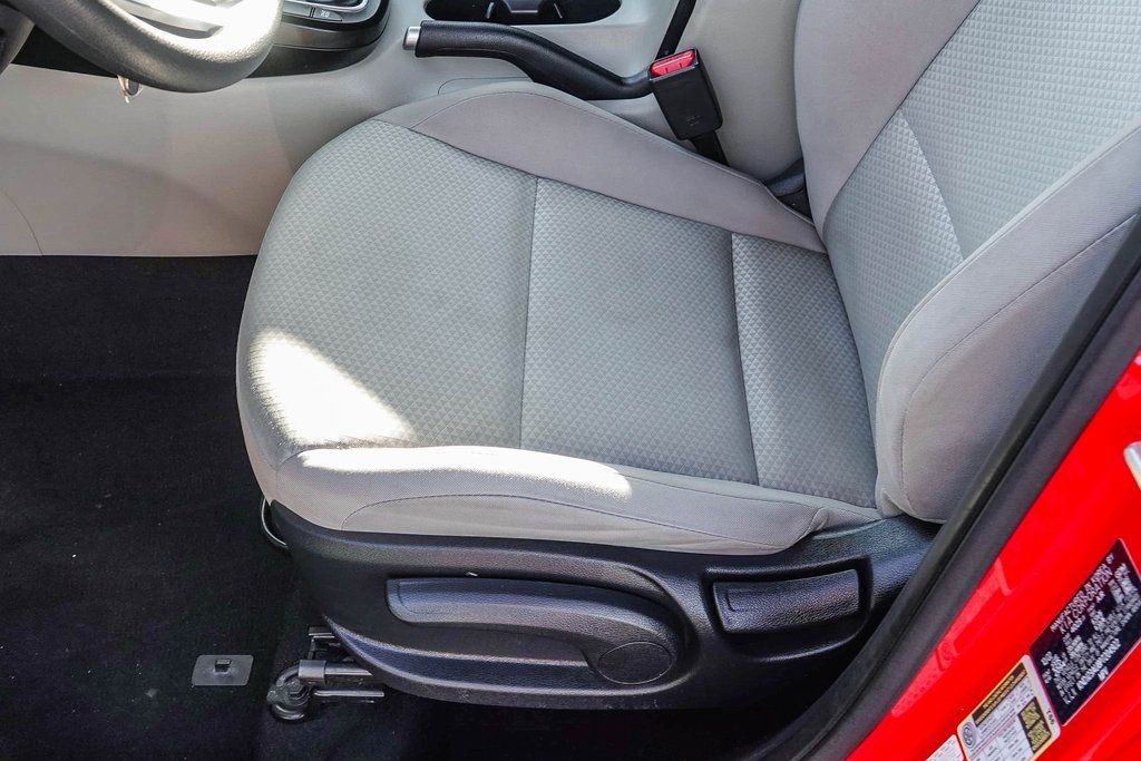 Thumbnail: 2023 Kia Soul - 25