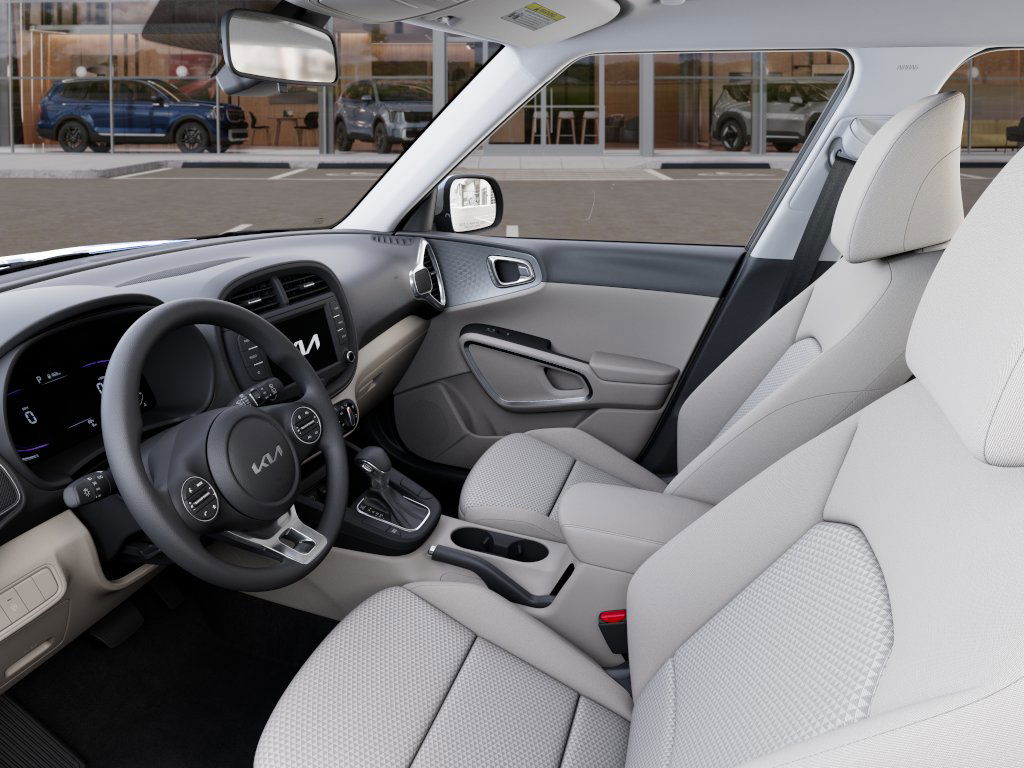 2025 Kia Soul LX 8