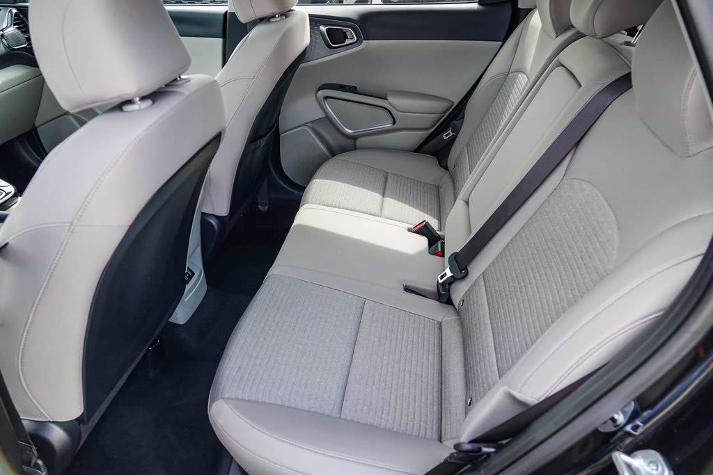 2024 Kia Soul EX 10