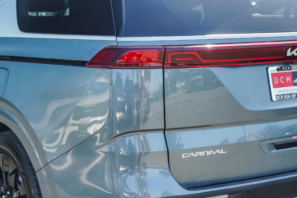 Thumbnail: 2024 Kia Carnival - 16