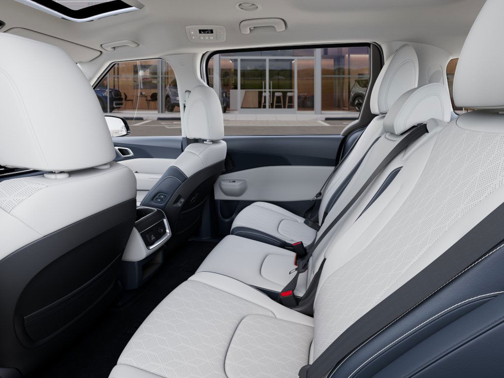 2025 Kia Carnival SX 8