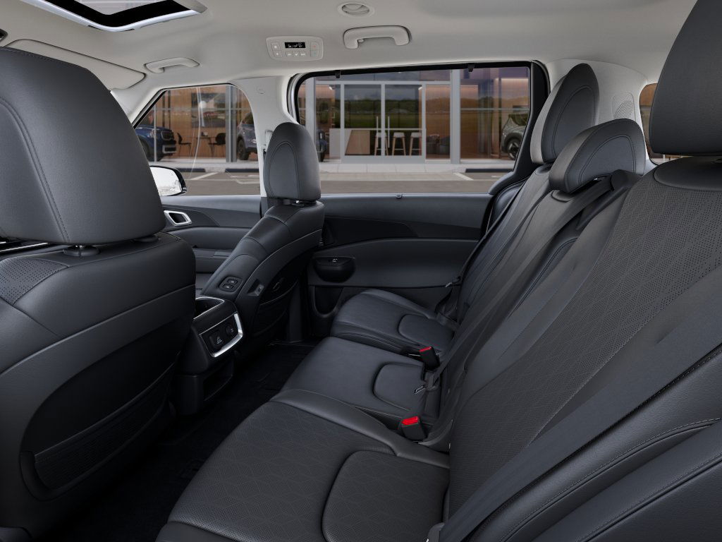 2025 Kia Carnival SX 8