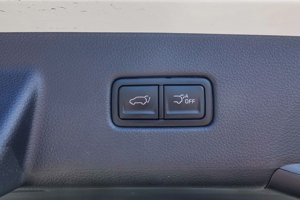 Thumbnail: 2025 Kia Carnival - 27