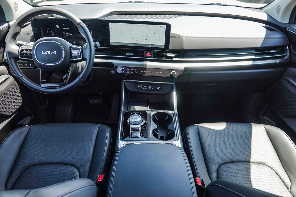 Thumbnail: 2025 Kia Carnival - 2