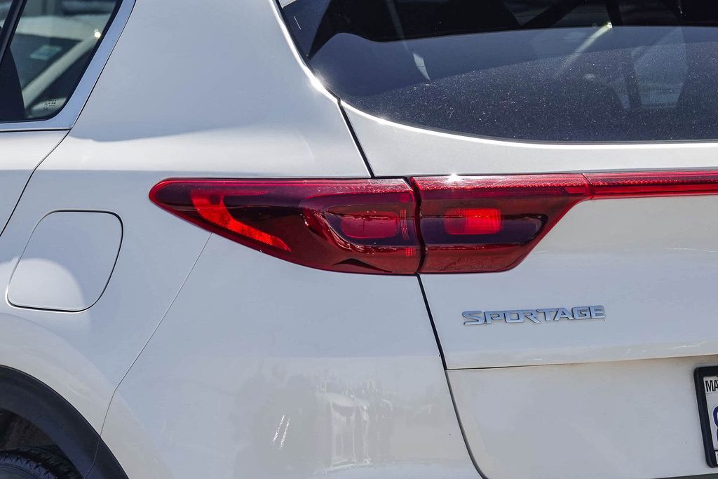 Thumbnail: 2020 Kia Sportage - 19