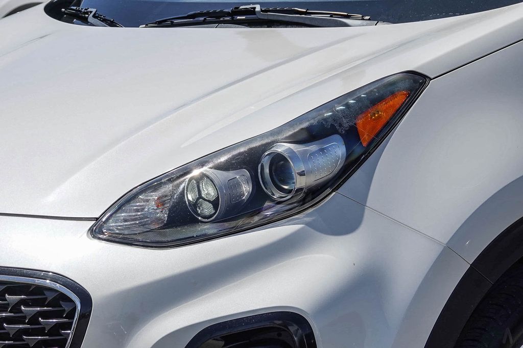Thumbnail: 2020 Kia Sportage - 20