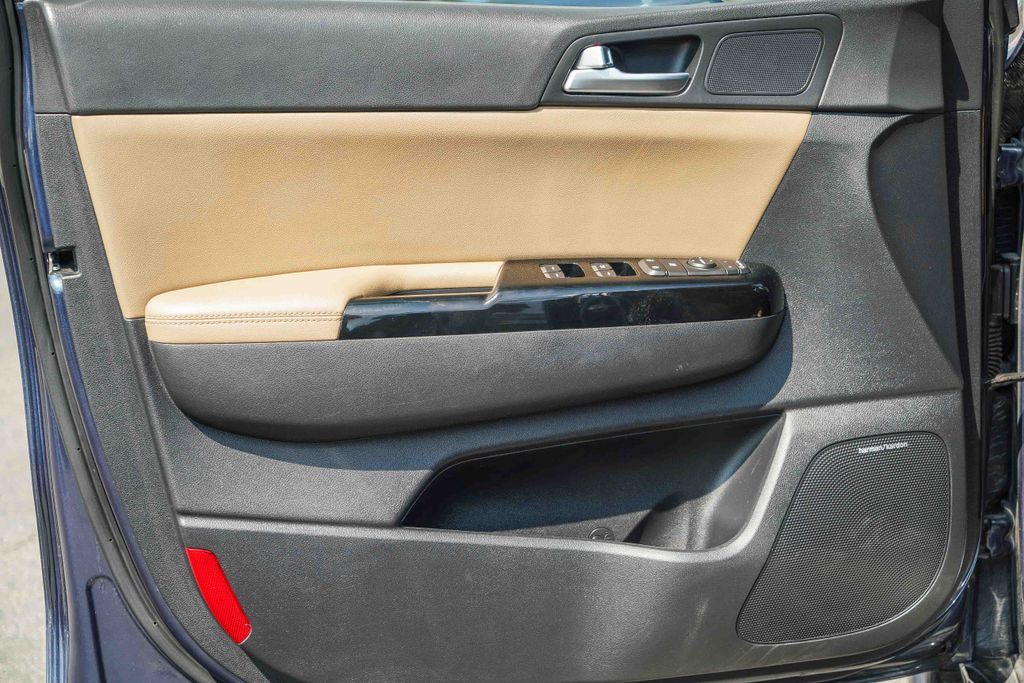 Thumbnail: 2021 Kia Sportage - 24