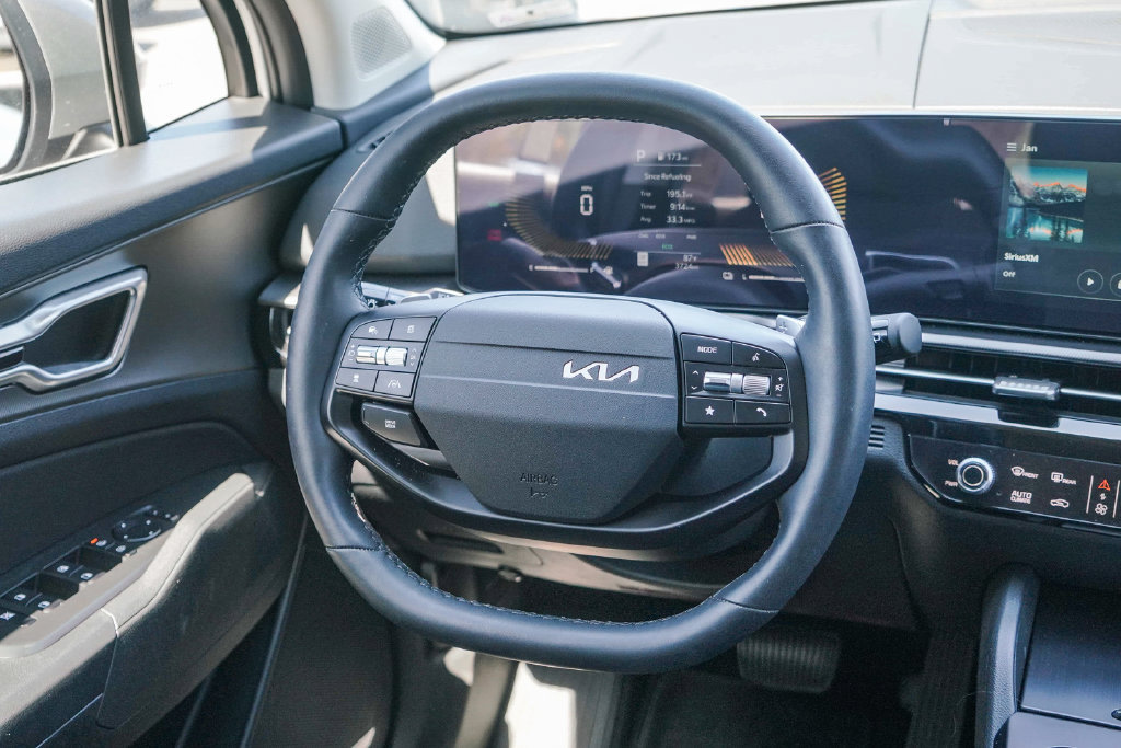 Thumbnail: 2026 Kia Sportage - 7