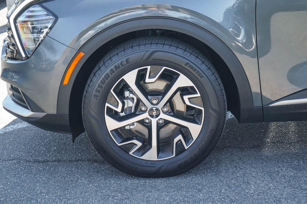 Thumbnail: 2025 Kia Sportage - 21