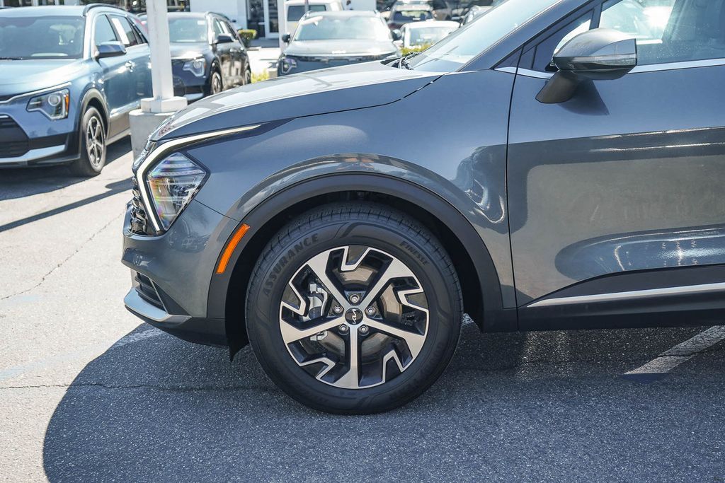 Thumbnail: 2025 Kia Sportage - 5