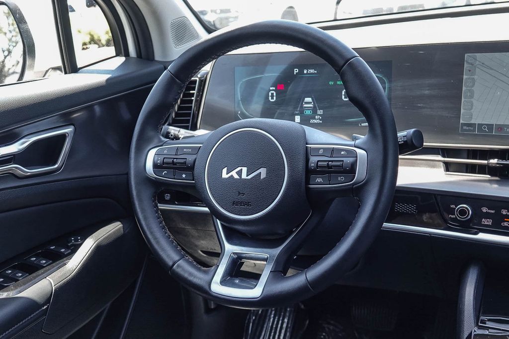 Thumbnail: 2023 Kia Sportage - 7