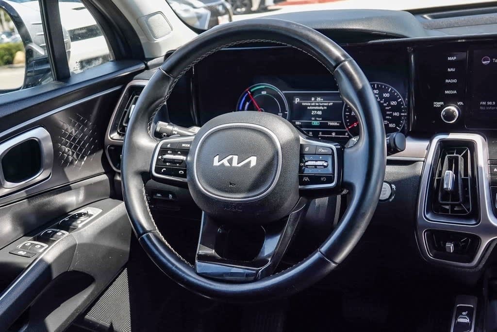 Thumbnail: 2022 Kia Sorento - 9