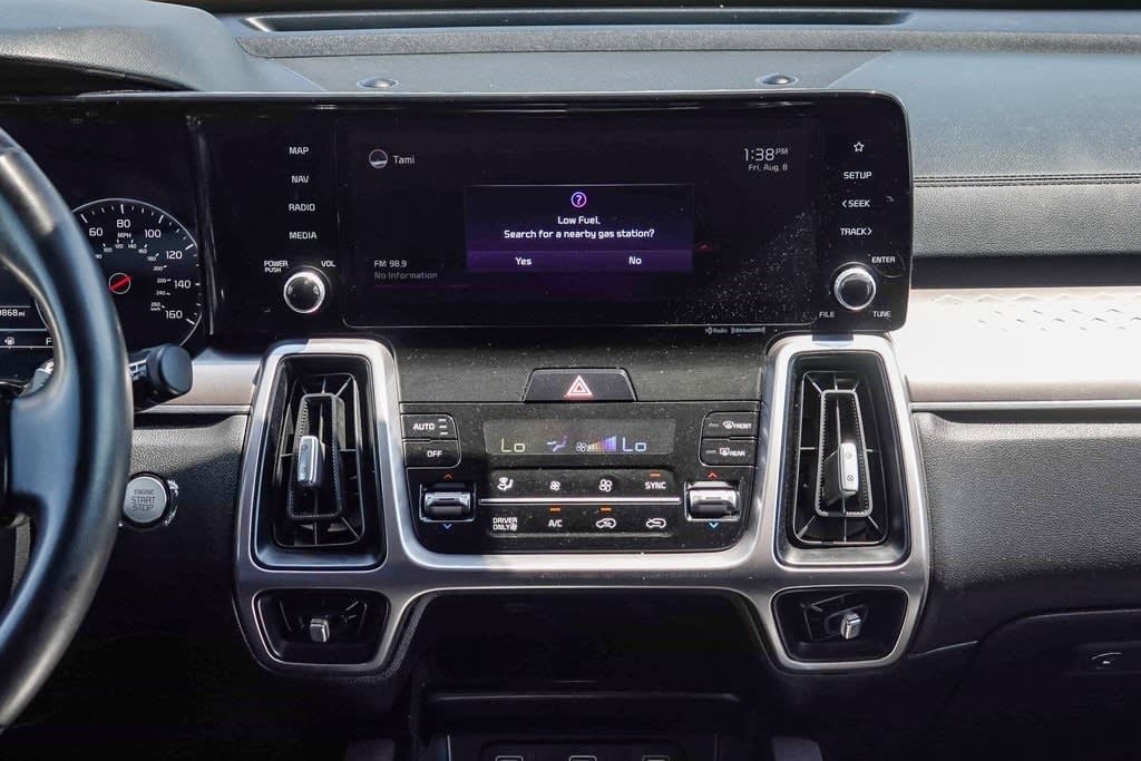 Thumbnail: 2022 Kia Sorento - 12