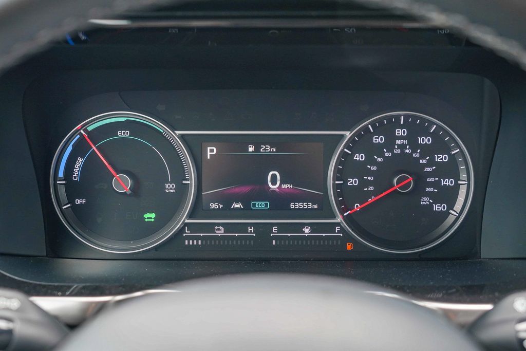 Thumbnail: 2023 Kia Sorento - 13