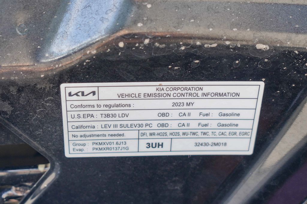 Thumbnail: 2023 Kia Sorento - 15