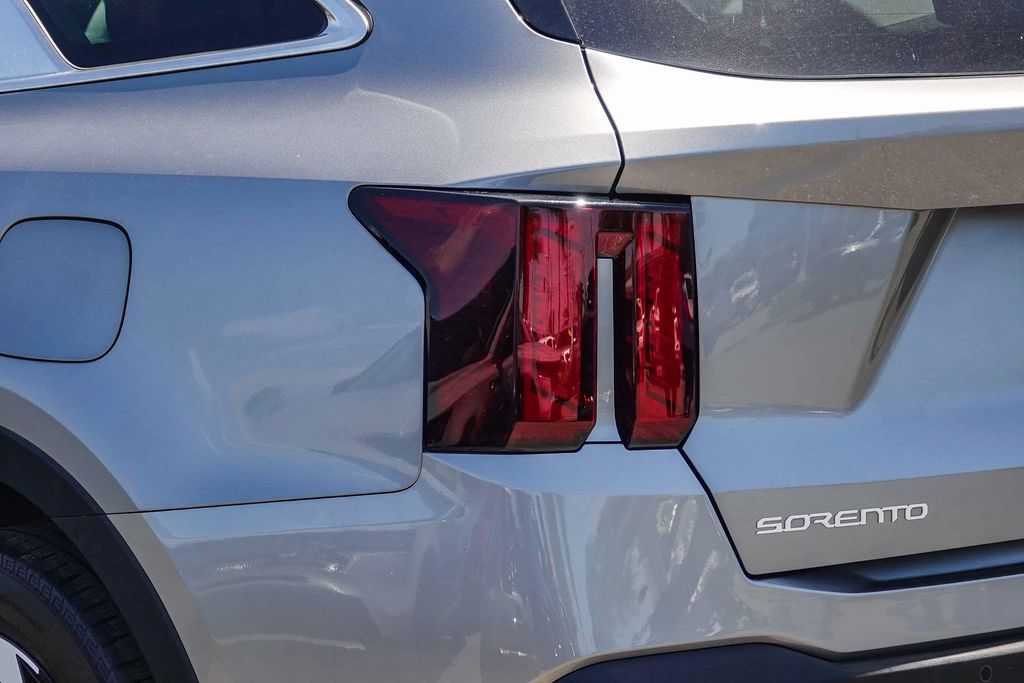 Thumbnail: 2025 Kia Sorento - 20