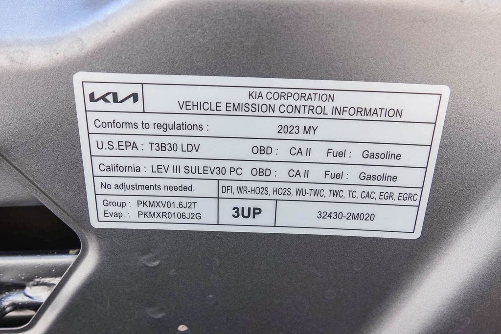 Thumbnail: 2023 Kia Sorento - 15