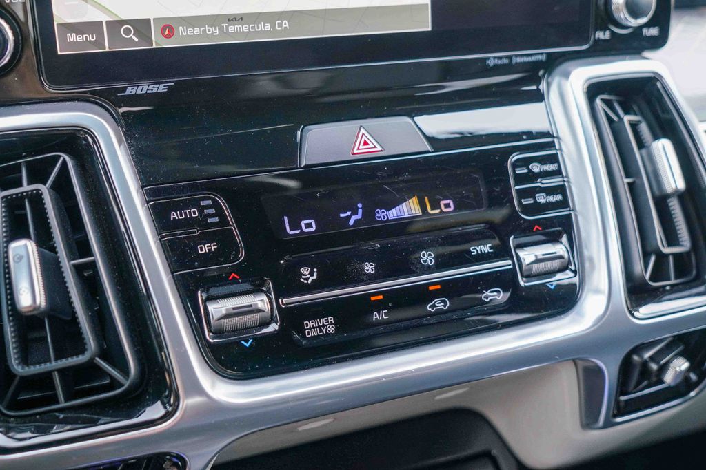 Thumbnail: 2023 Kia Sorento - 26