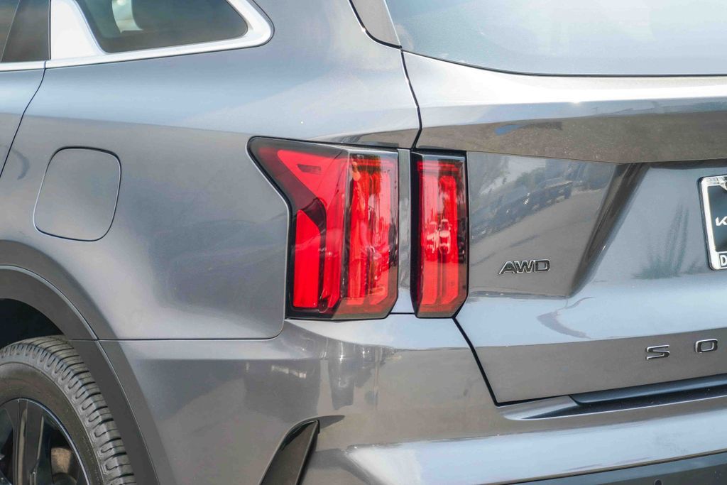 Thumbnail: 2022 Kia Sorento - 19