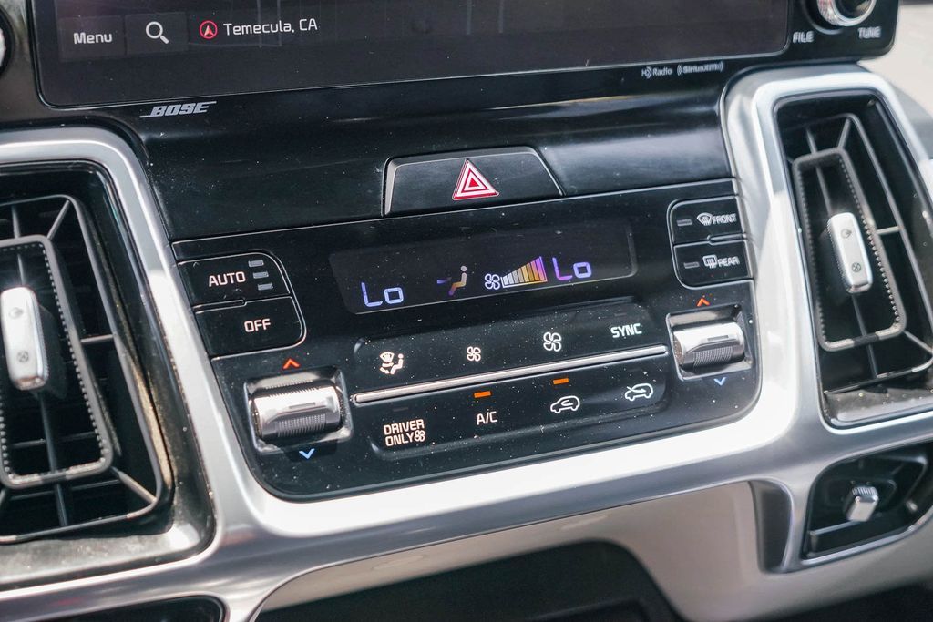 Thumbnail: 2023 Kia Sorento - 25