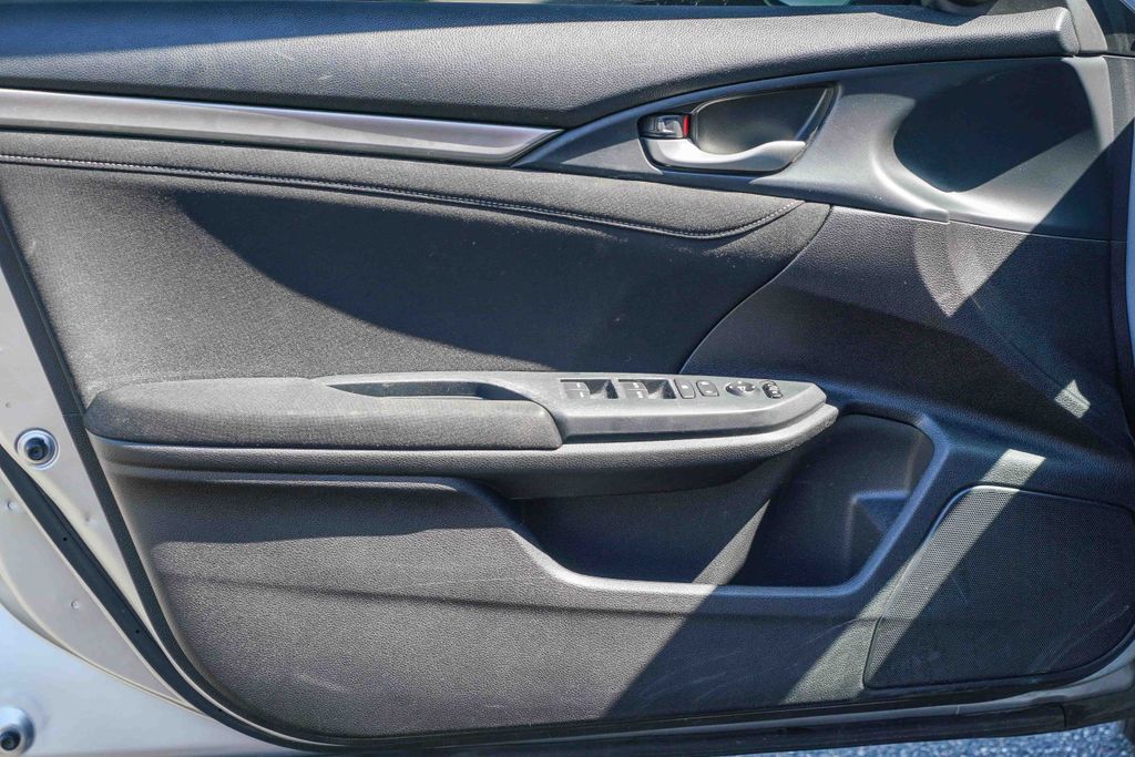 Thumbnail: 2019 Honda Civic - 23