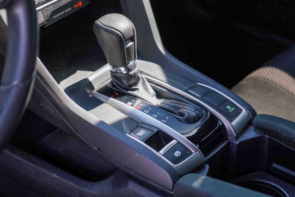 Thumbnail: 2019 Honda Civic - 13