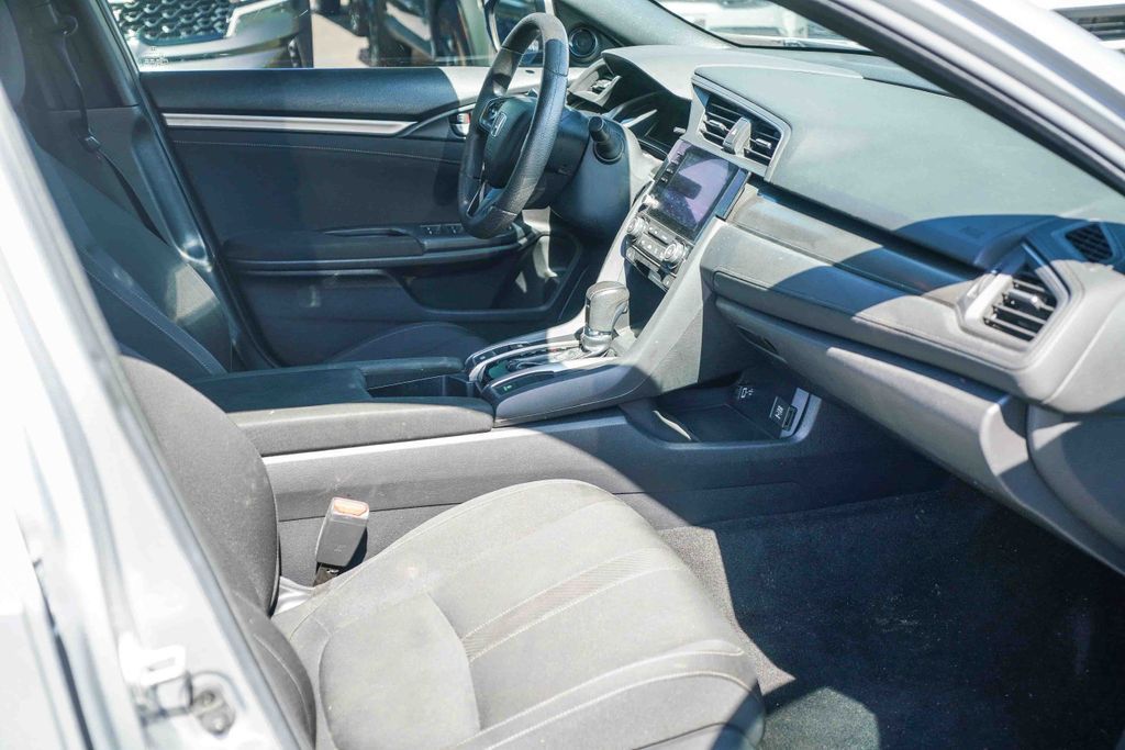 Thumbnail: 2019 Honda Civic - 9