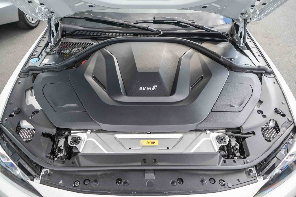 Thumbnail: 2023 BMW i4 - 7