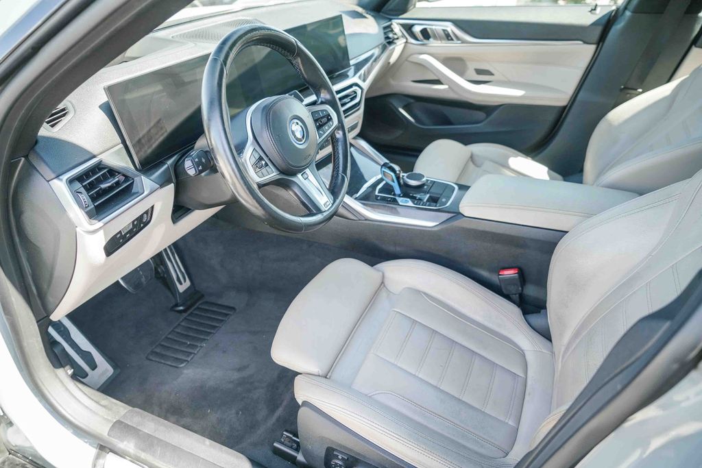 Thumbnail: 2023 BMW i4 - 10