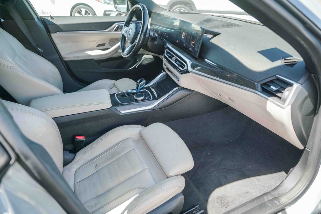 Thumbnail: 2023 BMW i4 - 9