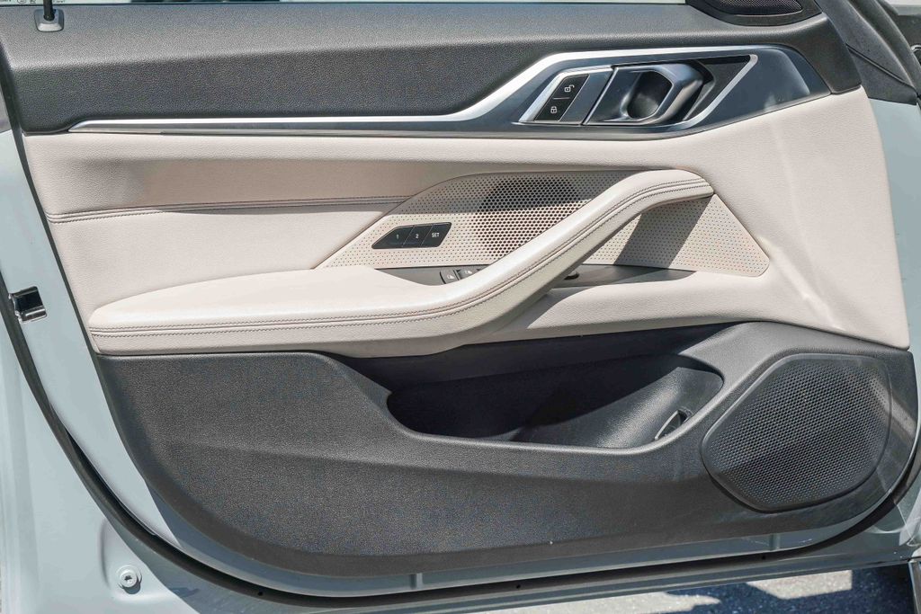 Thumbnail: 2023 BMW i4 - 23