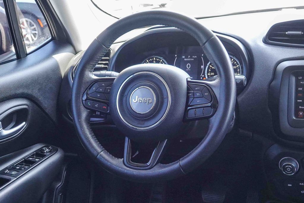 Thumbnail: 2020 Jeep Renegade - 8
