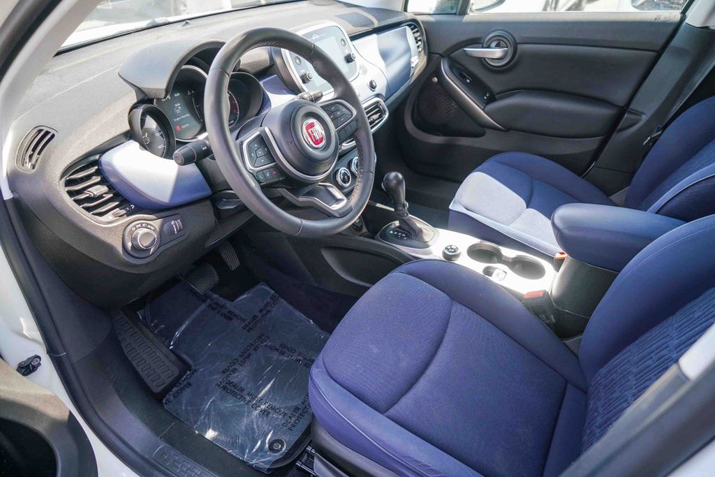 Thumbnail: 2022 Fiat 500X - 10