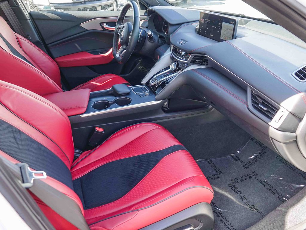 Thumbnail: 2025 Acura TLX - 8