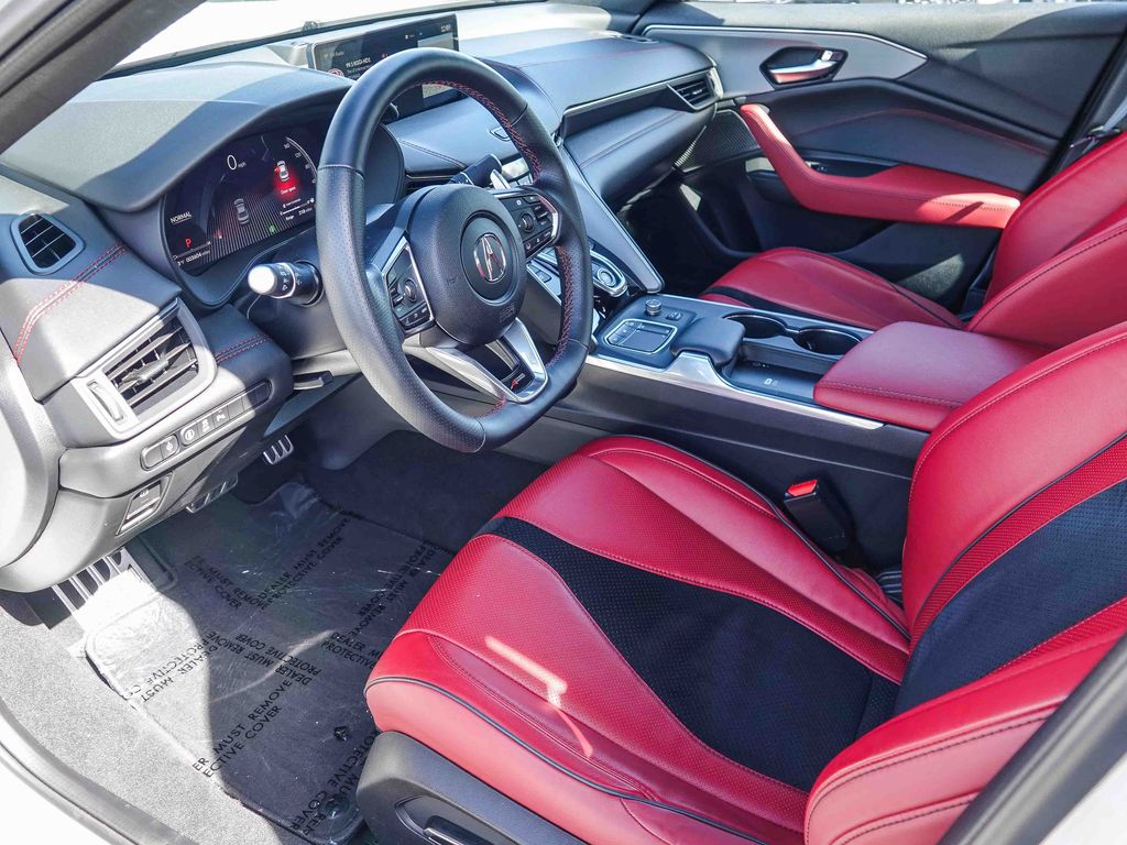 Thumbnail: 2025 Acura TLX - 11