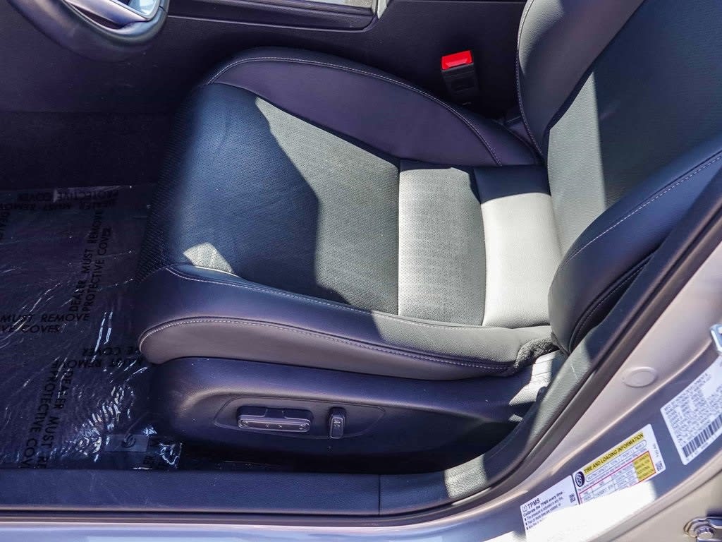 Thumbnail: 2024 Honda Civic - 24