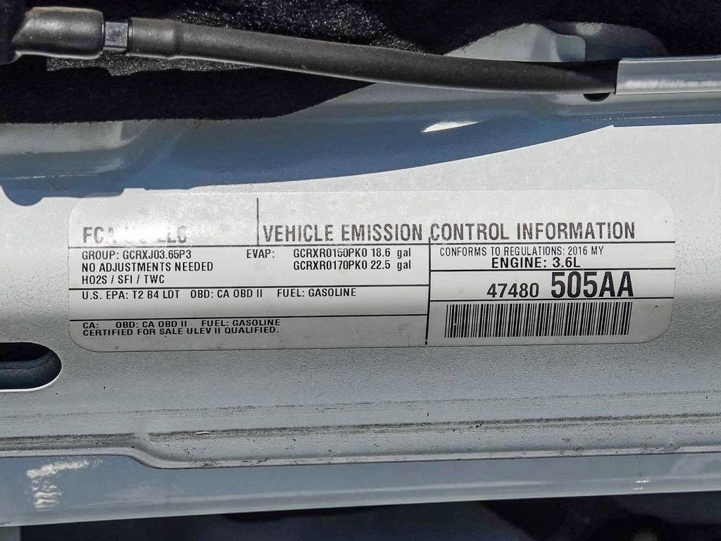 Thumbnail: 2016 Jeep Wrangler - 16