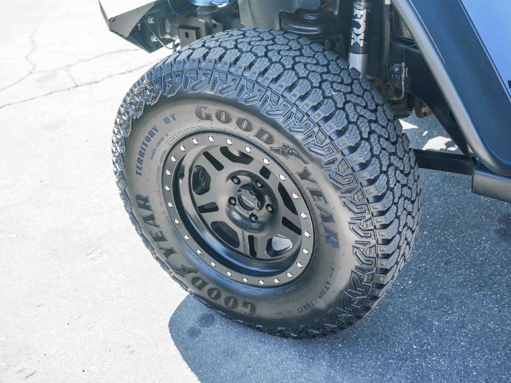 Thumbnail: 2016 Jeep Wrangler - 6