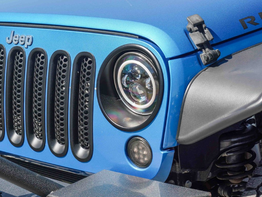 Thumbnail: 2016 Jeep Wrangler - 5