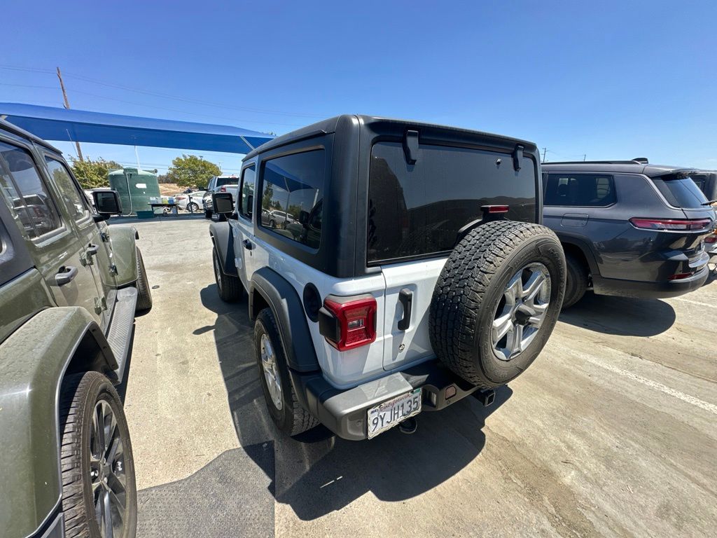Thumbnail: 2020 Jeep Wrangler - 4