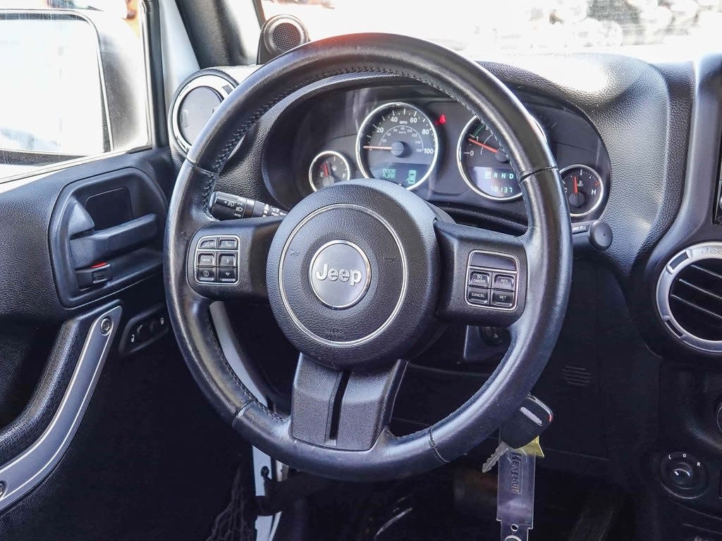 Thumbnail: 2014 Jeep Wrangler - 8