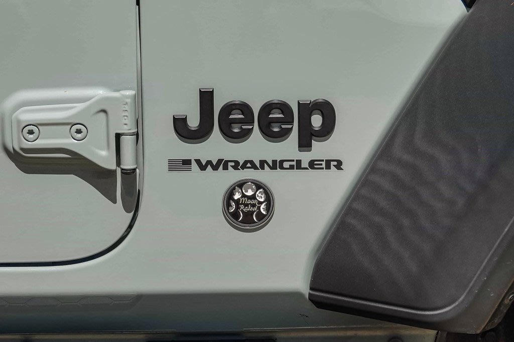 Thumbnail: 2023 Jeep Wrangler - 5