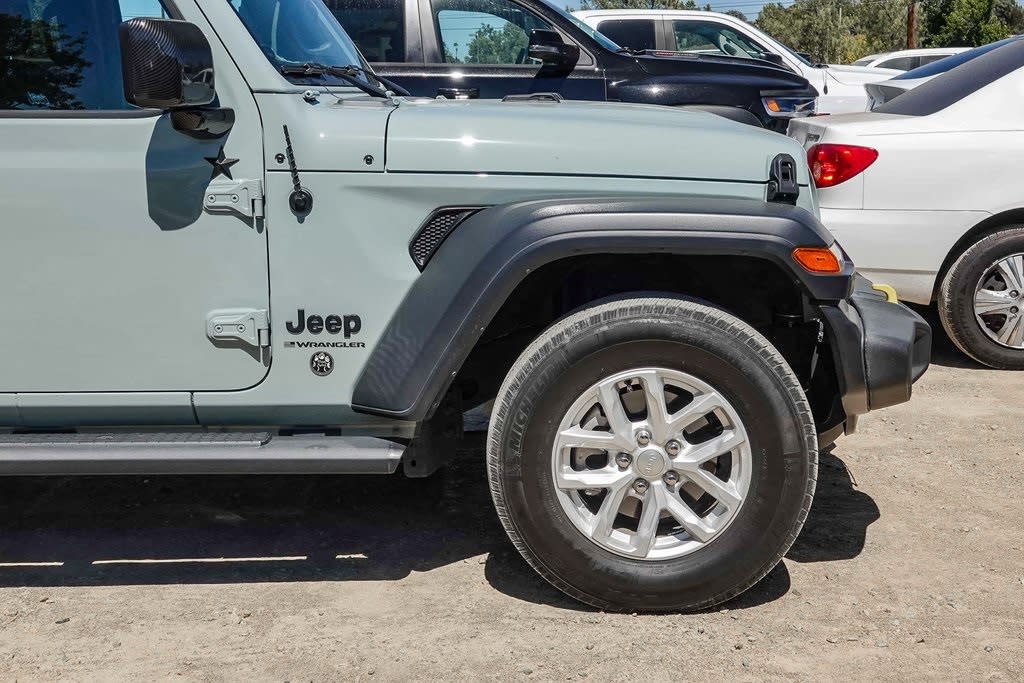 Thumbnail: 2023 Jeep Wrangler - 6