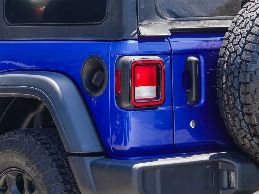 Thumbnail: 2020 Jeep Wrangler - 20