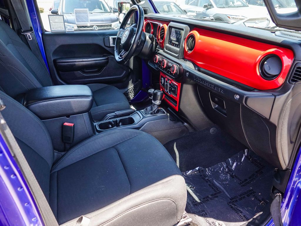 Thumbnail: 2020 Jeep Wrangler - 10