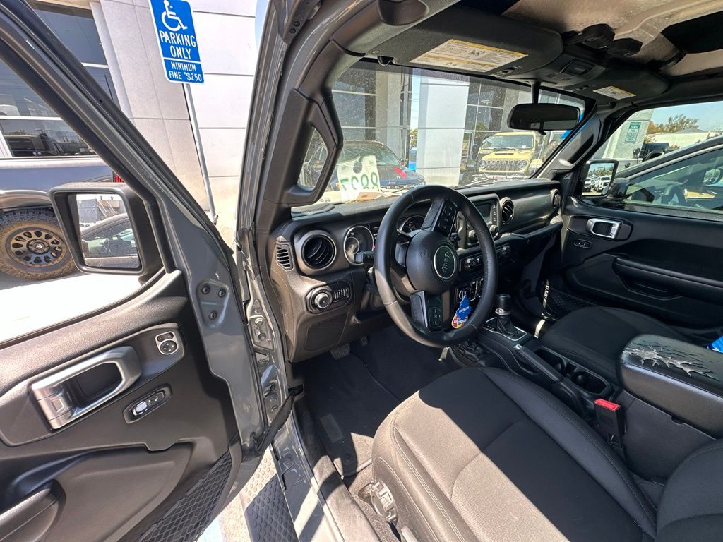 Thumbnail: 2018 Jeep Wrangler - 2