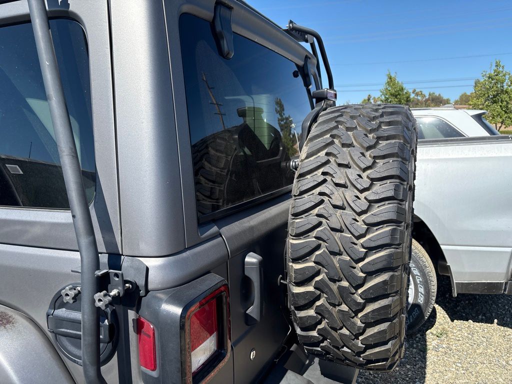 Thumbnail: 2020 Jeep Wrangler - 10