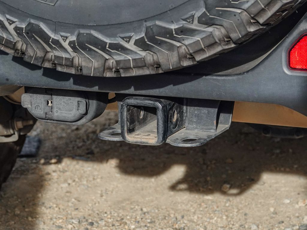 Thumbnail: 2018 Jeep Wrangler - 15