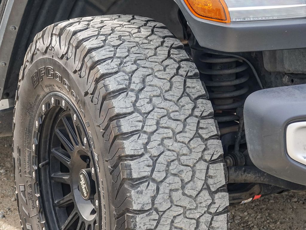 Thumbnail: 2018 Jeep Wrangler - 5